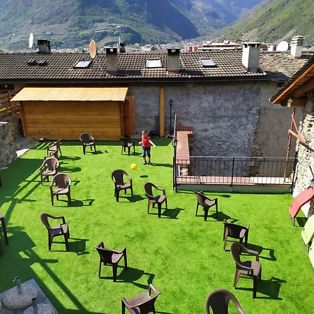 Ostello Del Castello Tirano Dış mekan fotoğraf