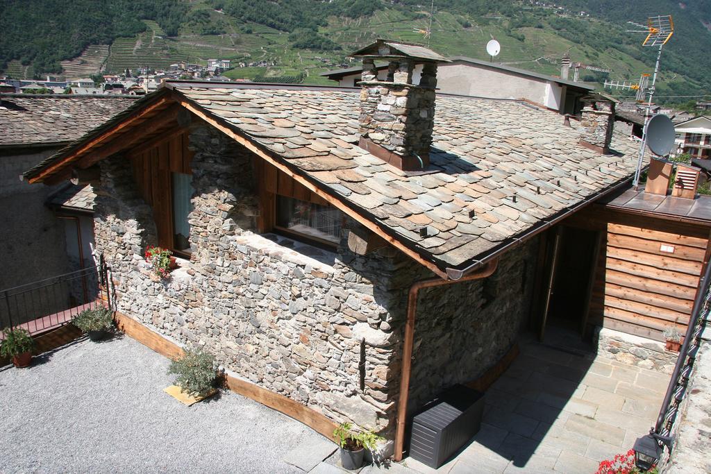 Ostello Del Castello Tirano Dış mekan fotoğraf
