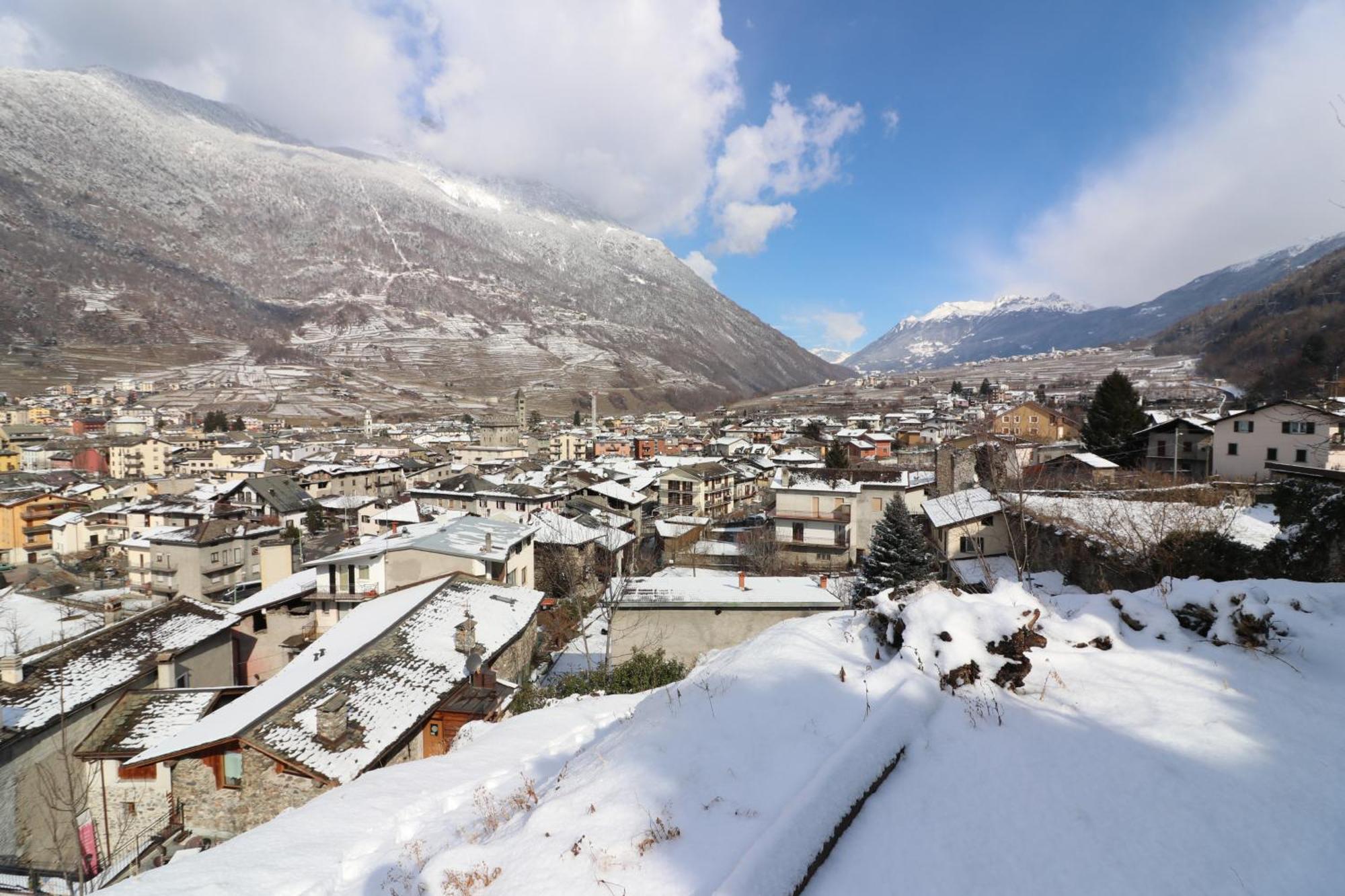 Ostello Del Castello Tirano Dış mekan fotoğraf