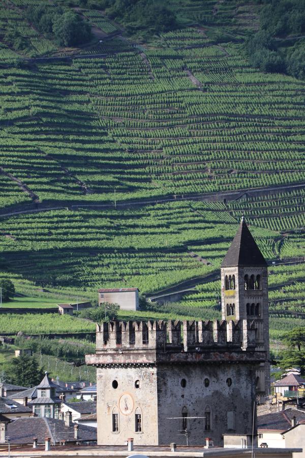 Ostello Del Castello Tirano Dış mekan fotoğraf